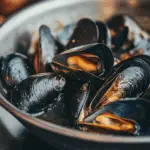 Steamed Mussels in White Wine & Lemon